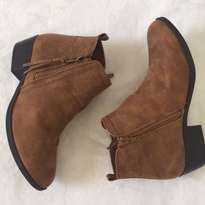 Brown Chelsea Boots